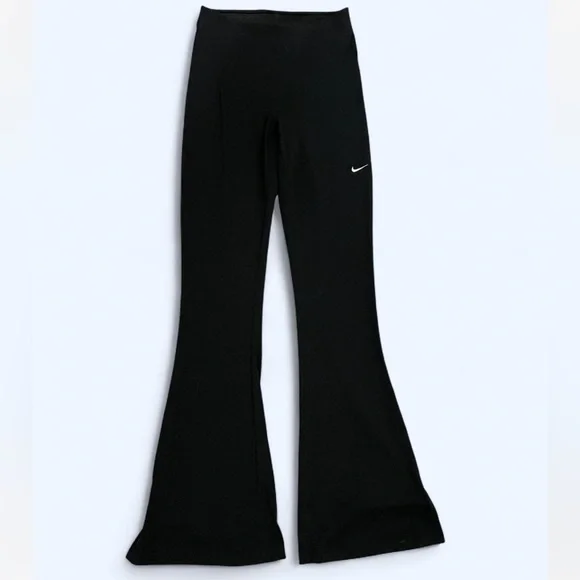 Nike Sportswear Chill Knit Women's Tight Mini-Rib Flared Leggings - Picture 4 of 8